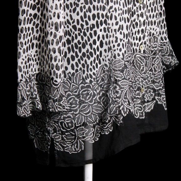 JM Collection White & Black Animal Print Collared Button-Down Blouse Size L - Picture 4 of 6